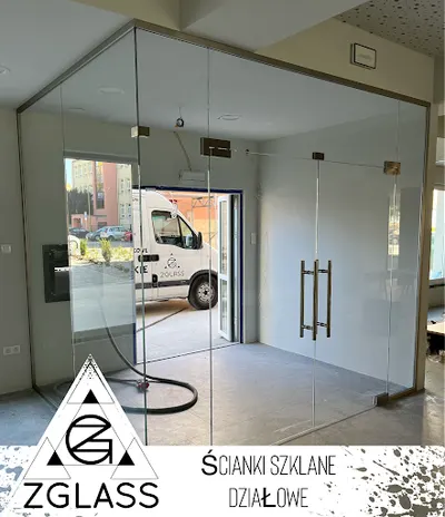 ZGLASS SP. Z O.O. - Balustrady Szklane - Ścianki Szklane Działowe- Daszki Szklane - Zabudowy Szklane - Lustra Na Wymiar